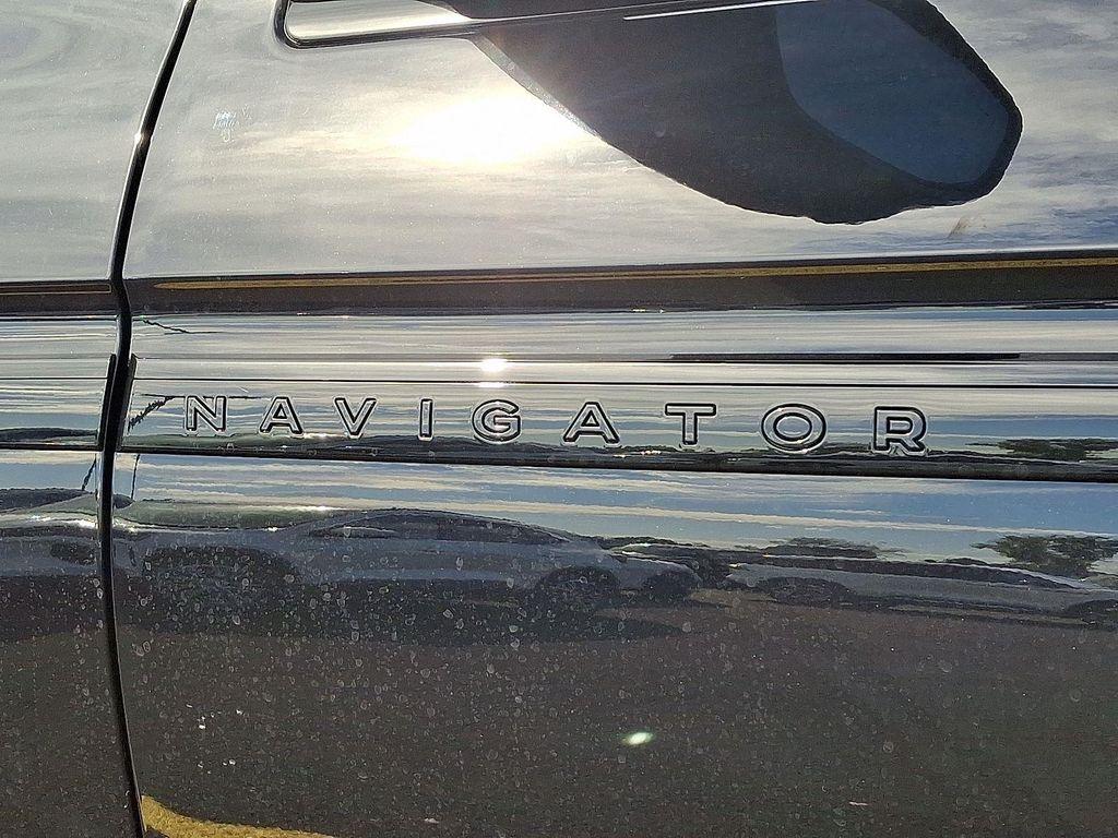 new 2025 Lincoln Navigator car, priced at $112,825