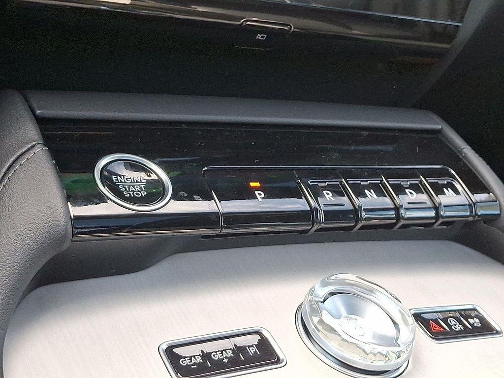 new 2025 Lincoln Navigator car, priced at $112,825