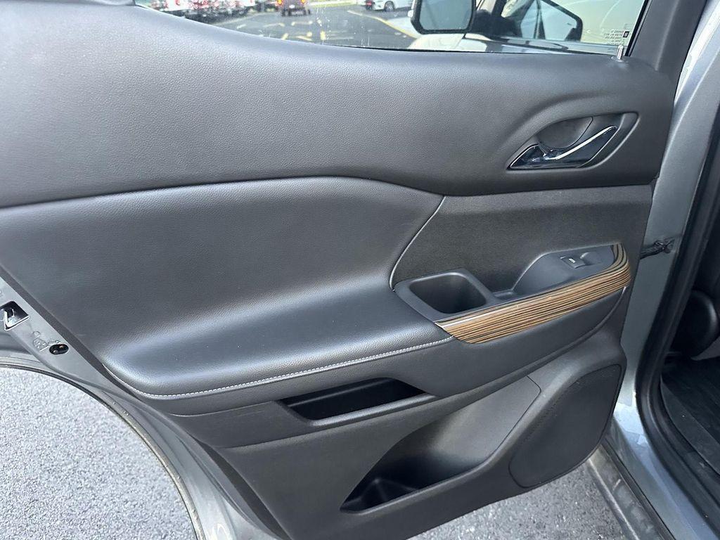 used 2021 GMC Acadia car, priced at $23,843