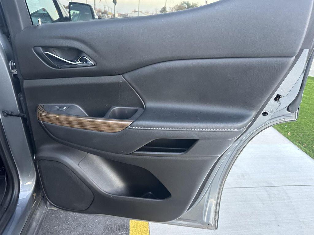 used 2021 GMC Acadia car, priced at $23,843