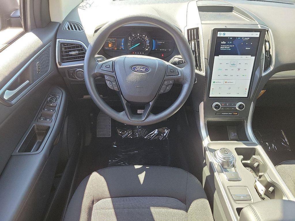 new 2024 Ford Edge car, priced at $35,974
