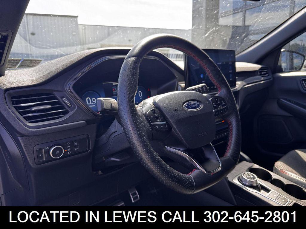 used 2023 Ford Escape car, priced at $27,500