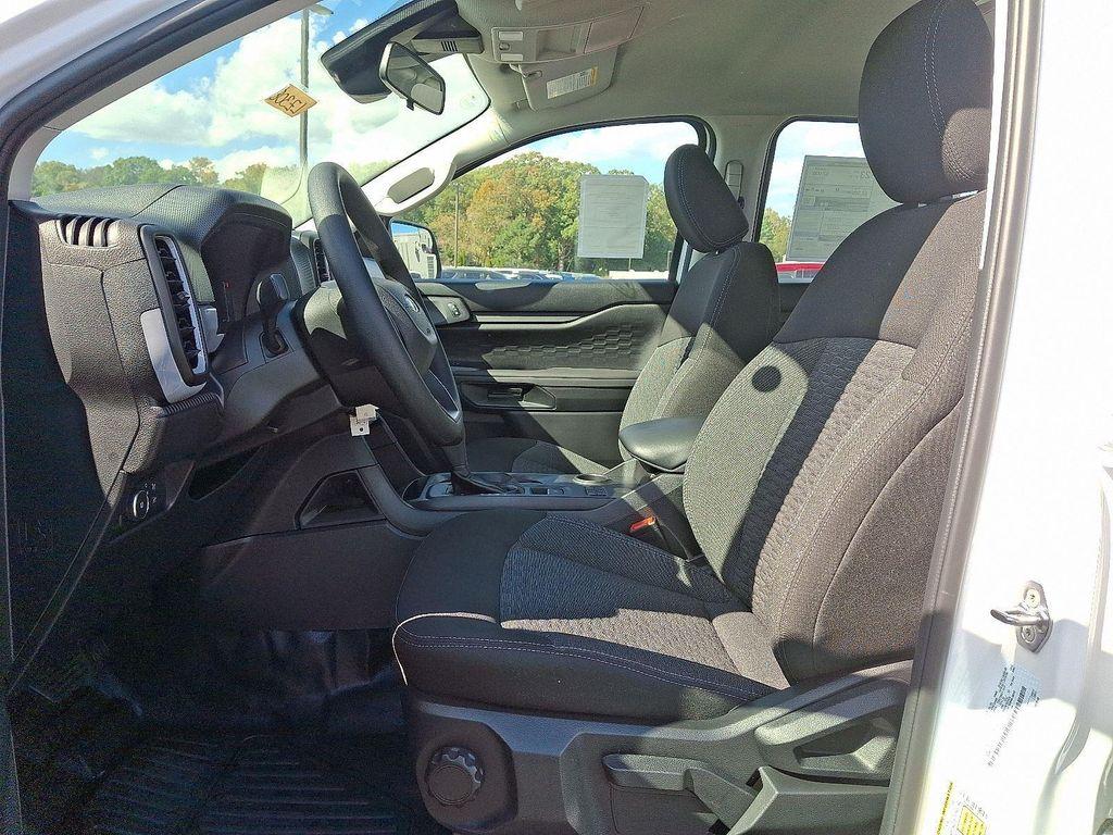 new 2025 Ford Ranger car, priced at $33,100