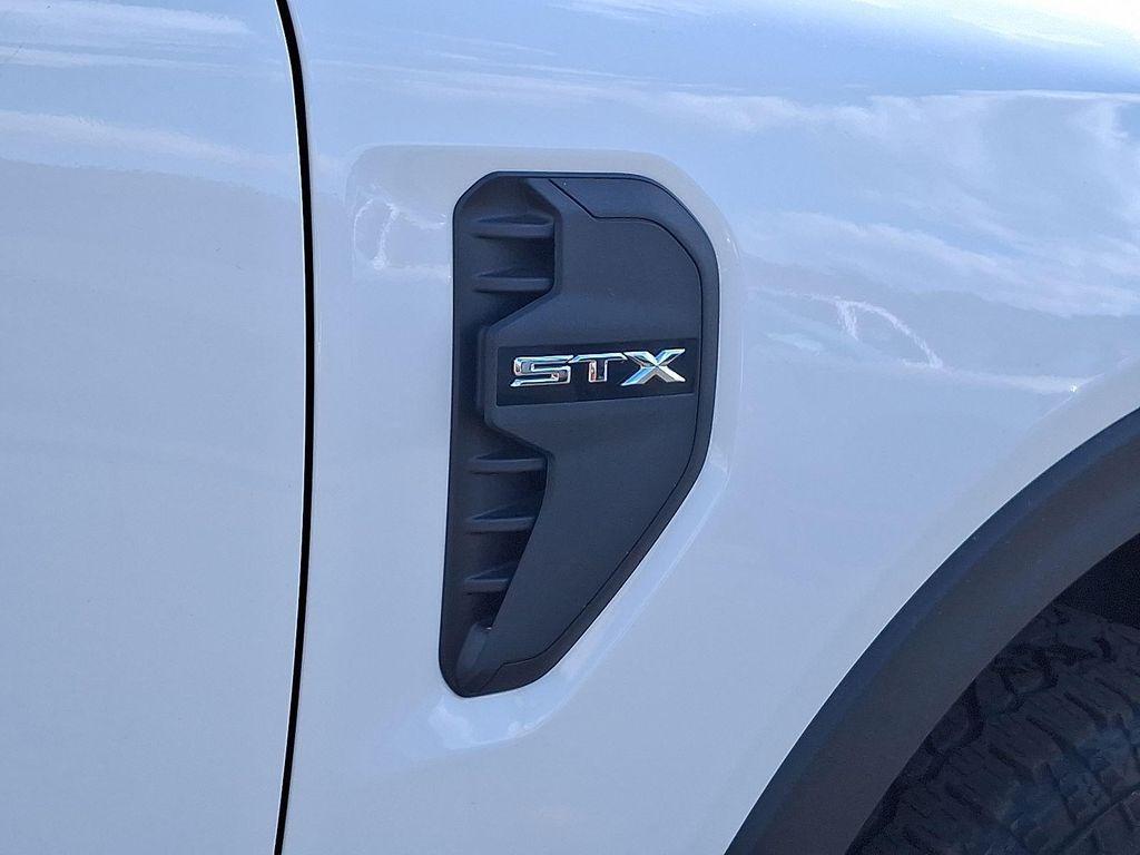 new 2025 Ford Ranger car, priced at $33,100