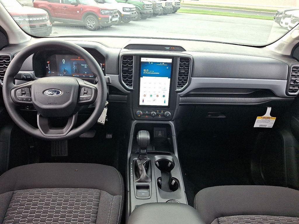 new 2025 Ford Ranger car, priced at $35,650