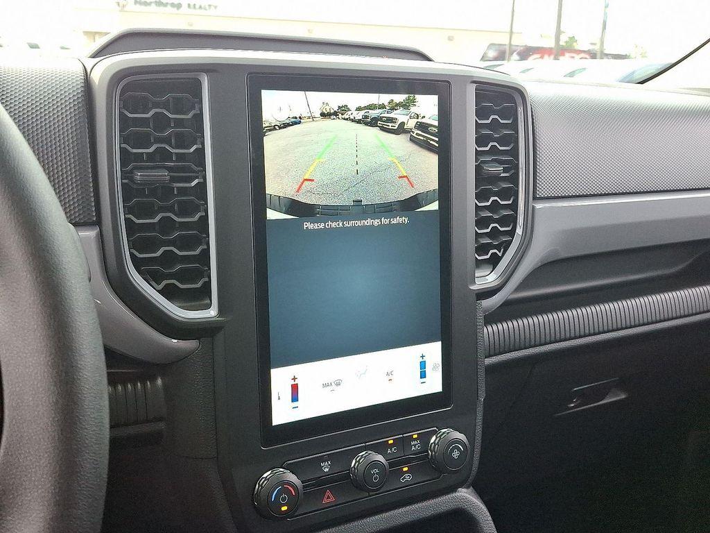 new 2025 Ford Ranger car, priced at $35,650