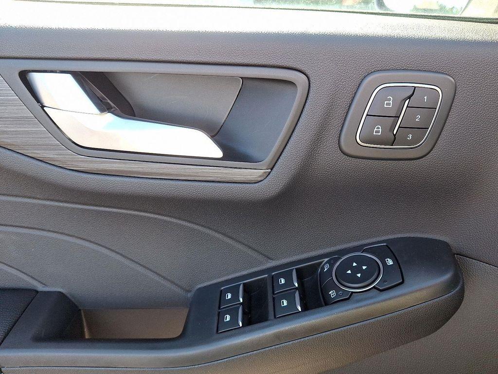 new 2024 Ford Escape PHEV car, priced at $43,335