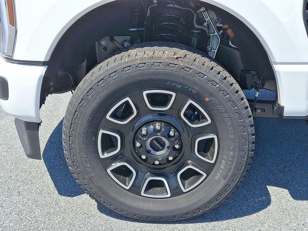 new 2025 Ford F-350 car, priced at $92,828