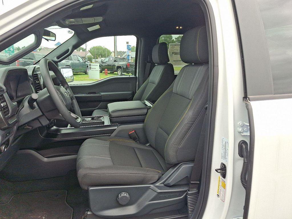 new 2025 Ford F-150 car, priced at $53,106