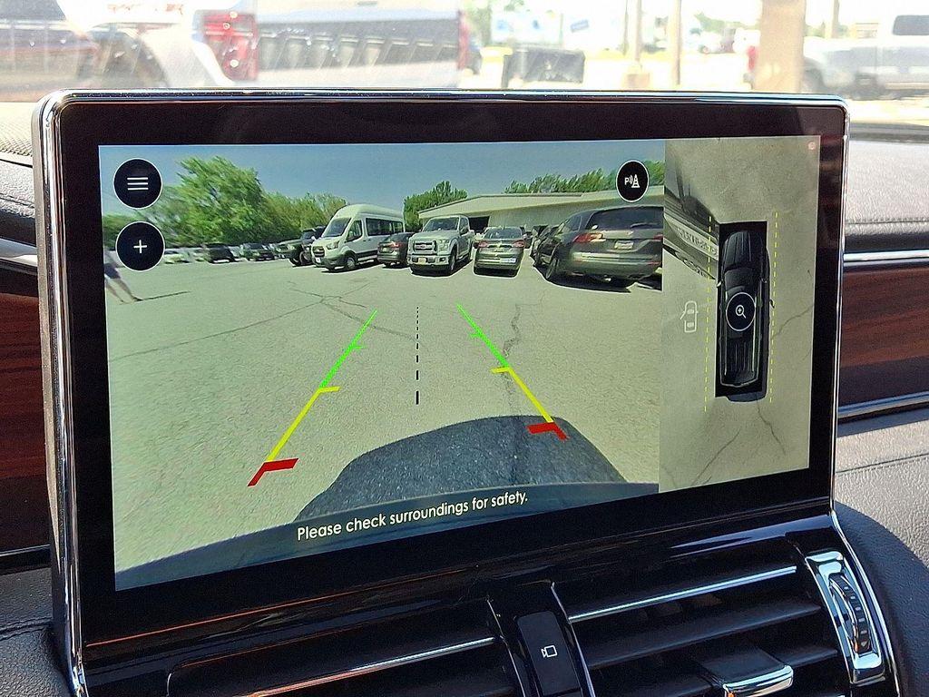 new 2024 Lincoln Navigator car, priced at $89,274