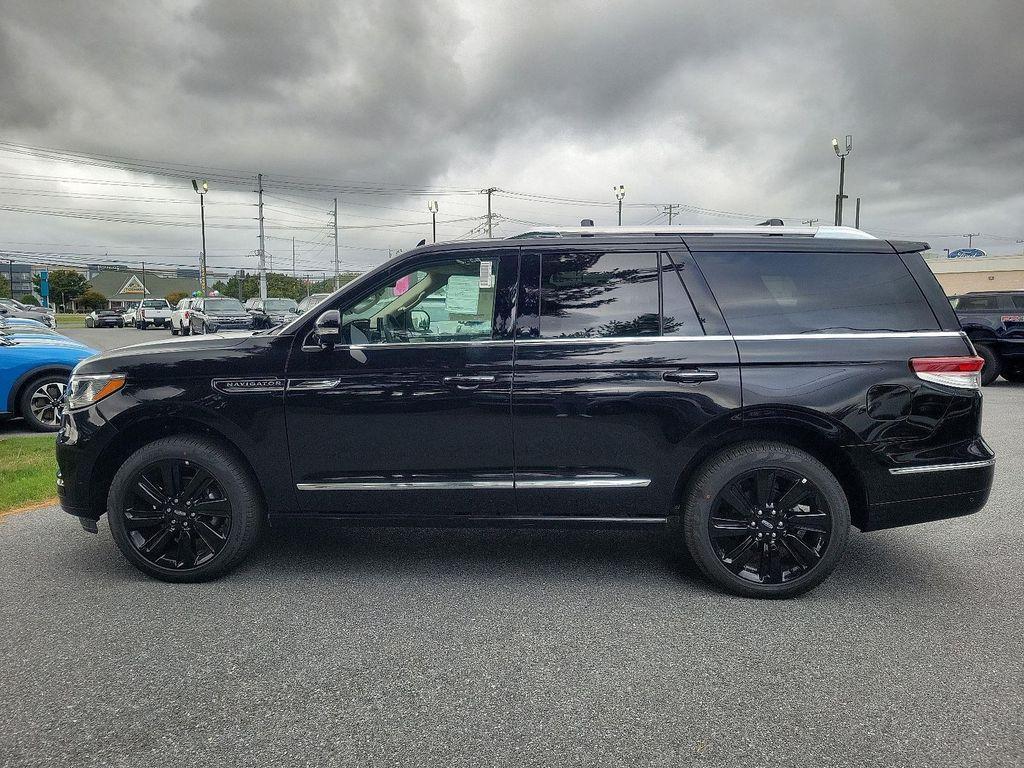 new 2024 Lincoln Navigator car, priced at $92,920