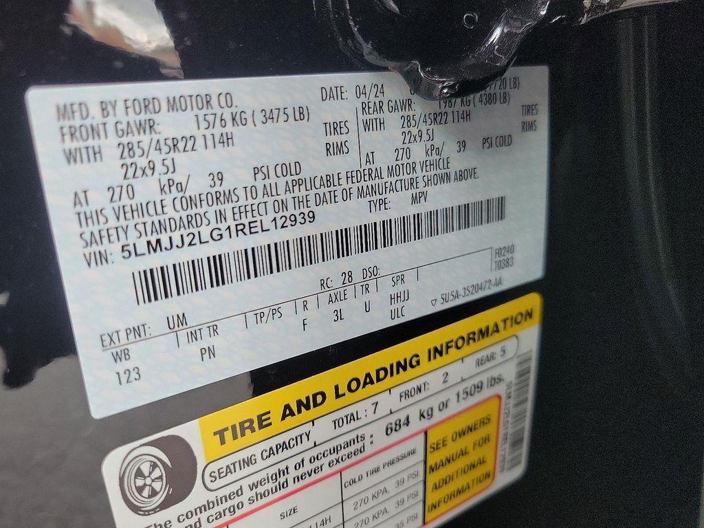 new 2024 Lincoln Navigator car, priced at $92,920