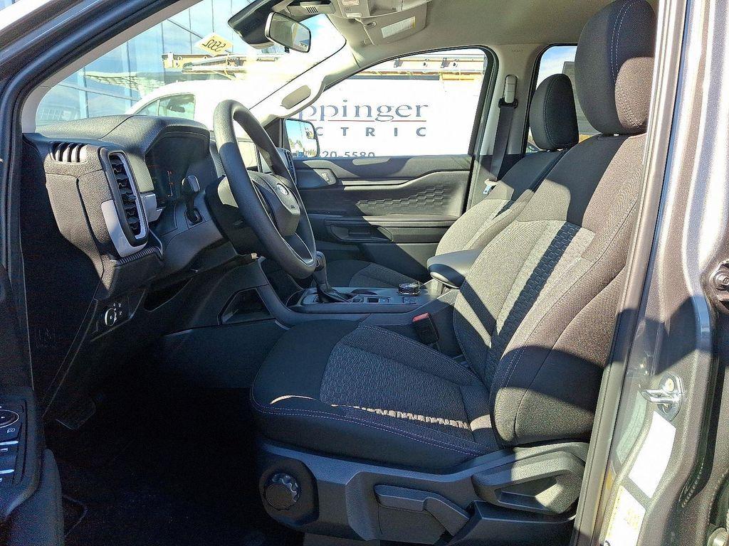 new 2025 Ford Ranger car, priced at $35,851