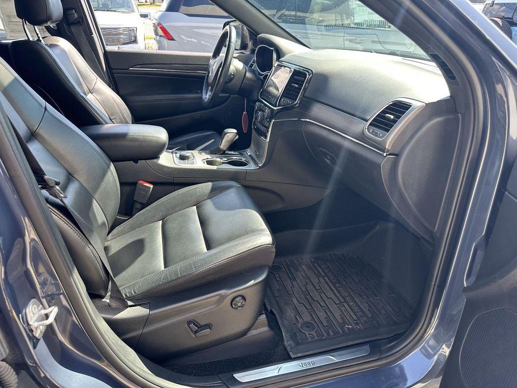 used 2021 Jeep Grand Cherokee car, priced at $23,901