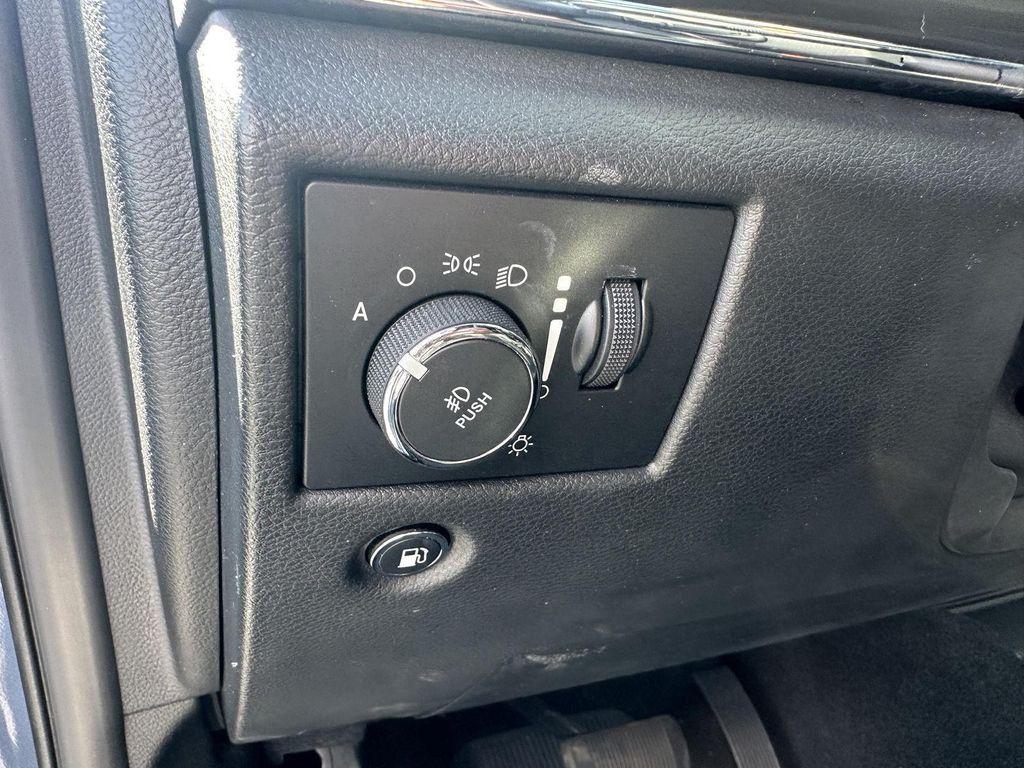 used 2021 Jeep Grand Cherokee car, priced at $23,901