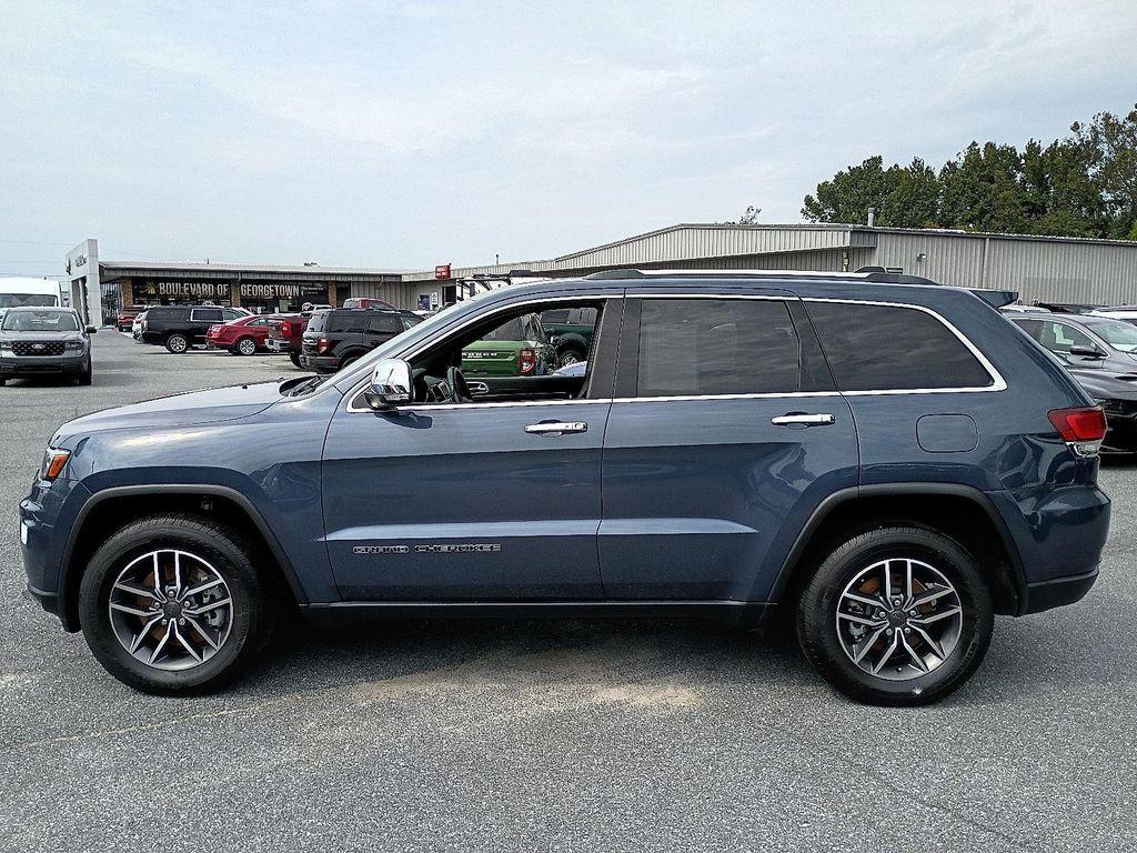 used 2021 Jeep Grand Cherokee car, priced at $22,803