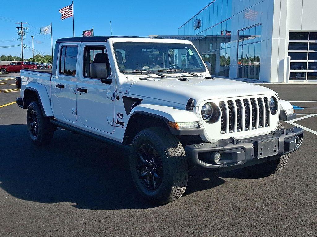 used 2023 Jeep Gladiator car, priced at $32,013