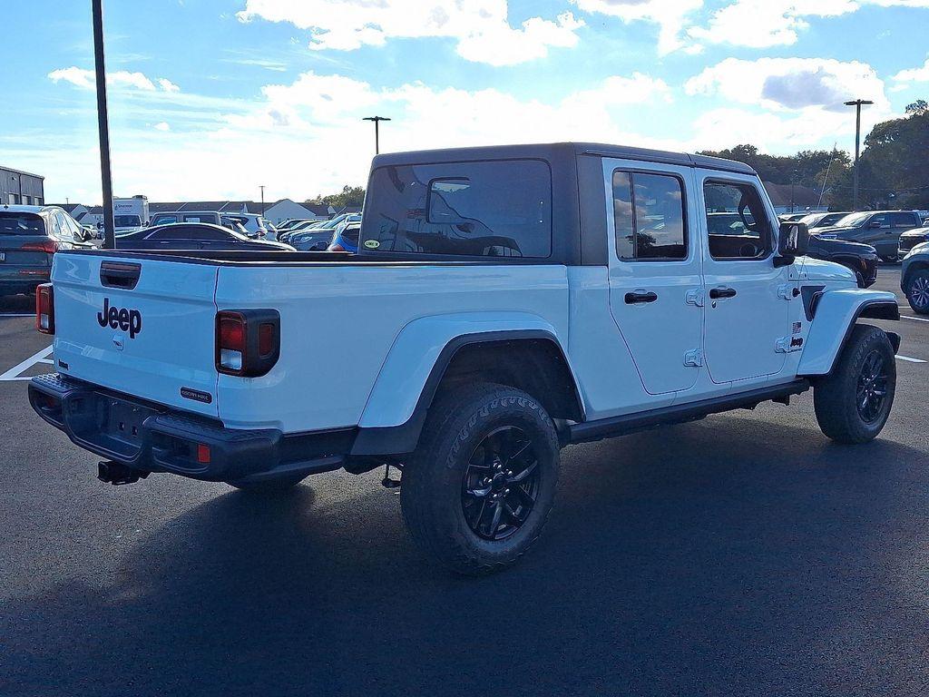 used 2023 Jeep Gladiator car, priced at $32,013