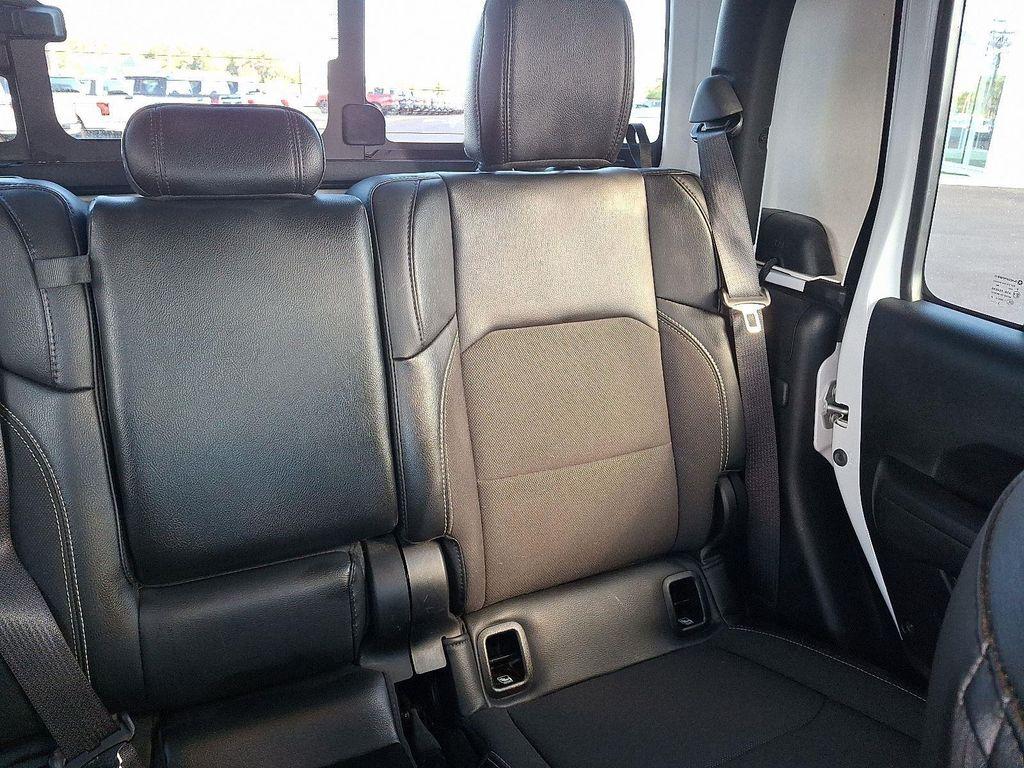 used 2023 Jeep Gladiator car, priced at $32,013