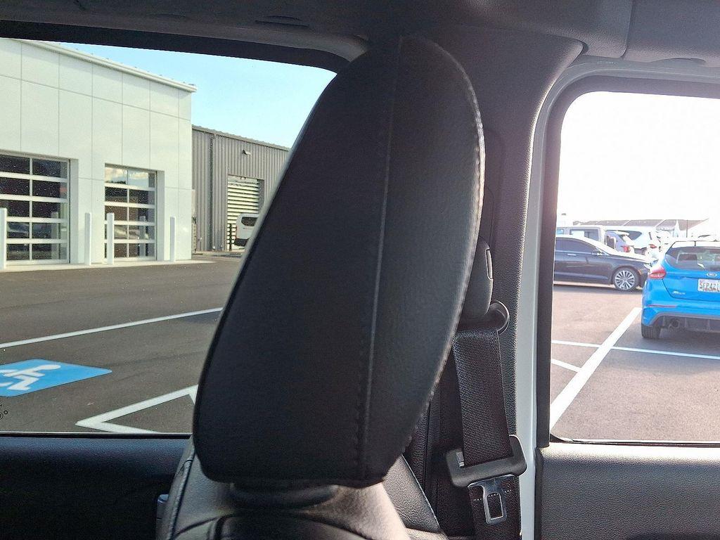 used 2023 Jeep Gladiator car, priced at $32,013