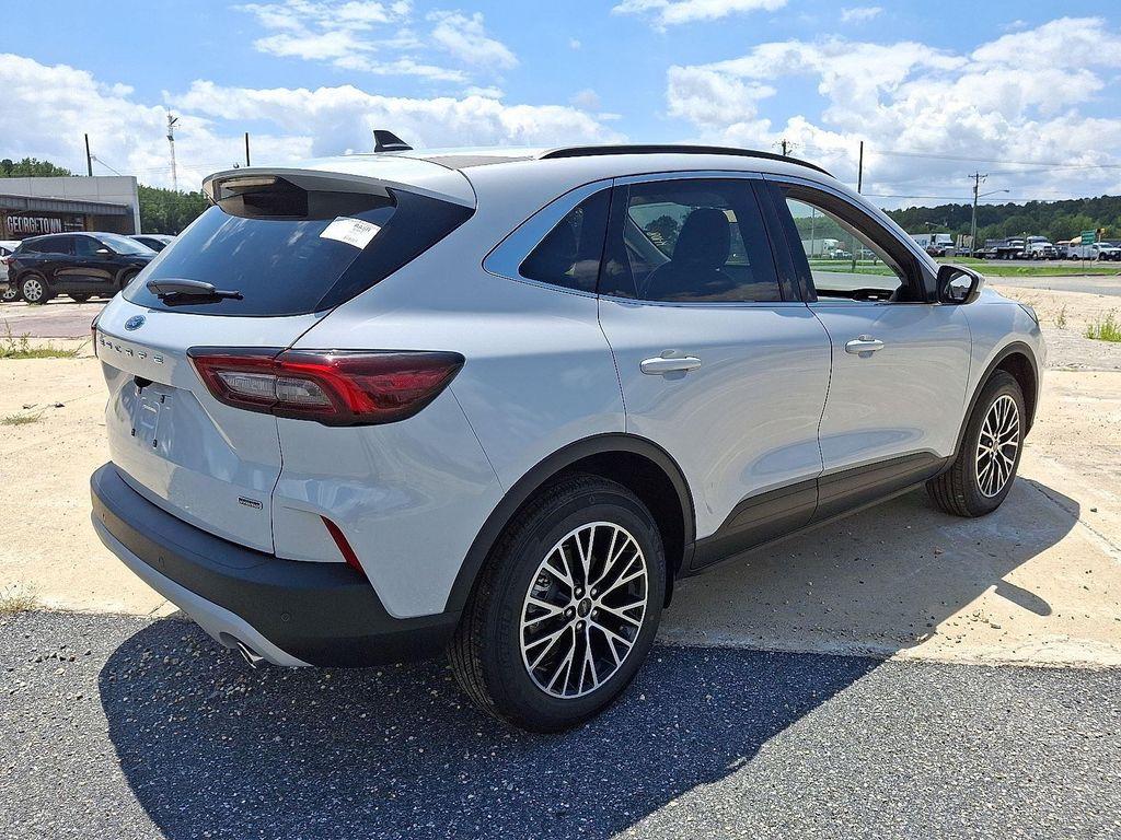 new 2025 Ford Escape PHEV car, priced at $27,968