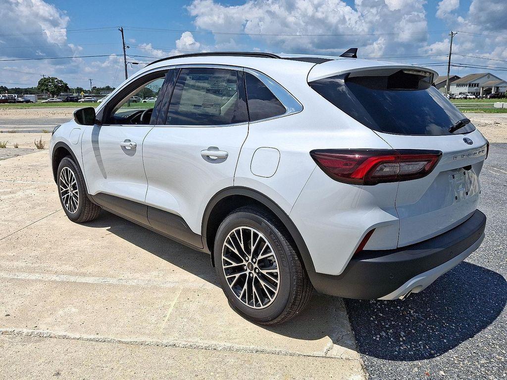 new 2025 Ford Escape PHEV car, priced at $27,968