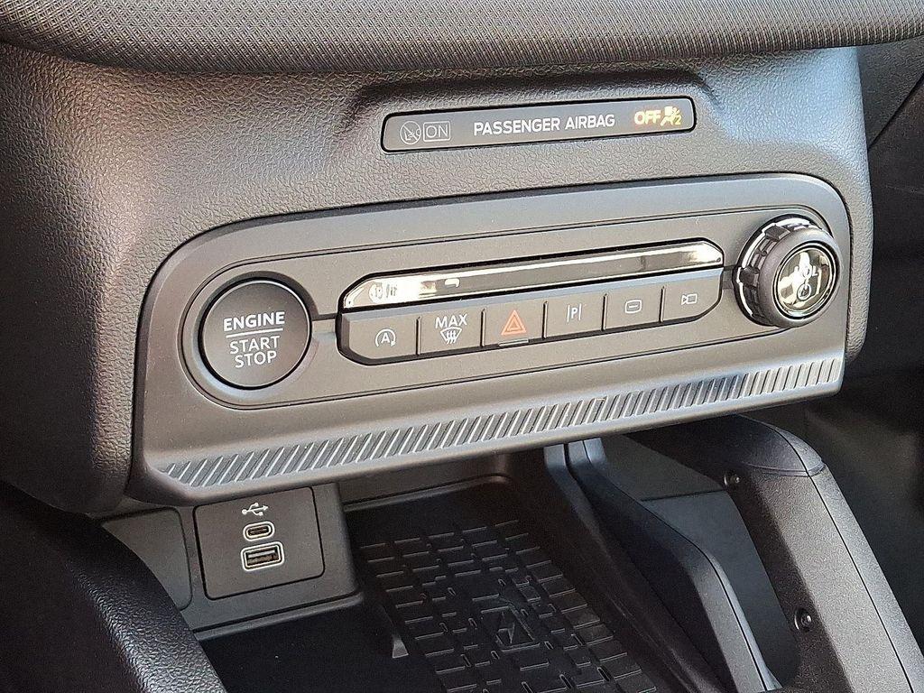 new 2025 Ford Bronco Sport car, priced at $40,574