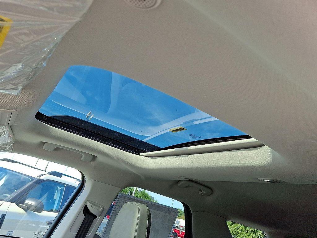 new 2025 Ford Bronco Sport car, priced at $40,574