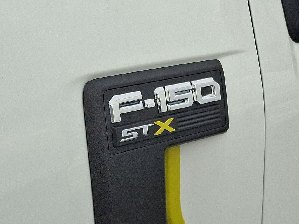 new 2025 Ford F-150 car, priced at $45,284