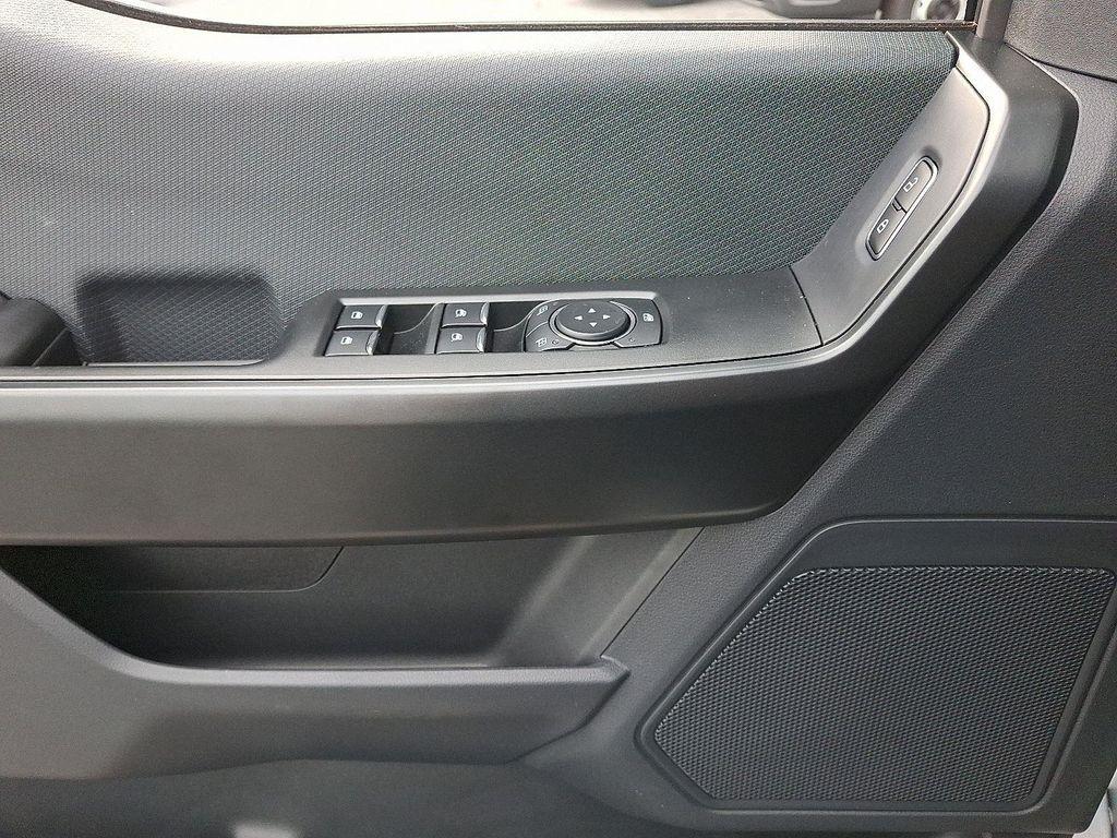 new 2025 Ford F-150 car, priced at $45,284