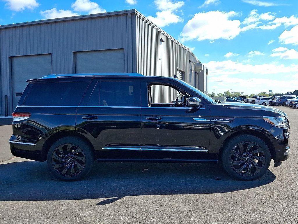 used 2024 Lincoln Navigator car, priced at $75,675