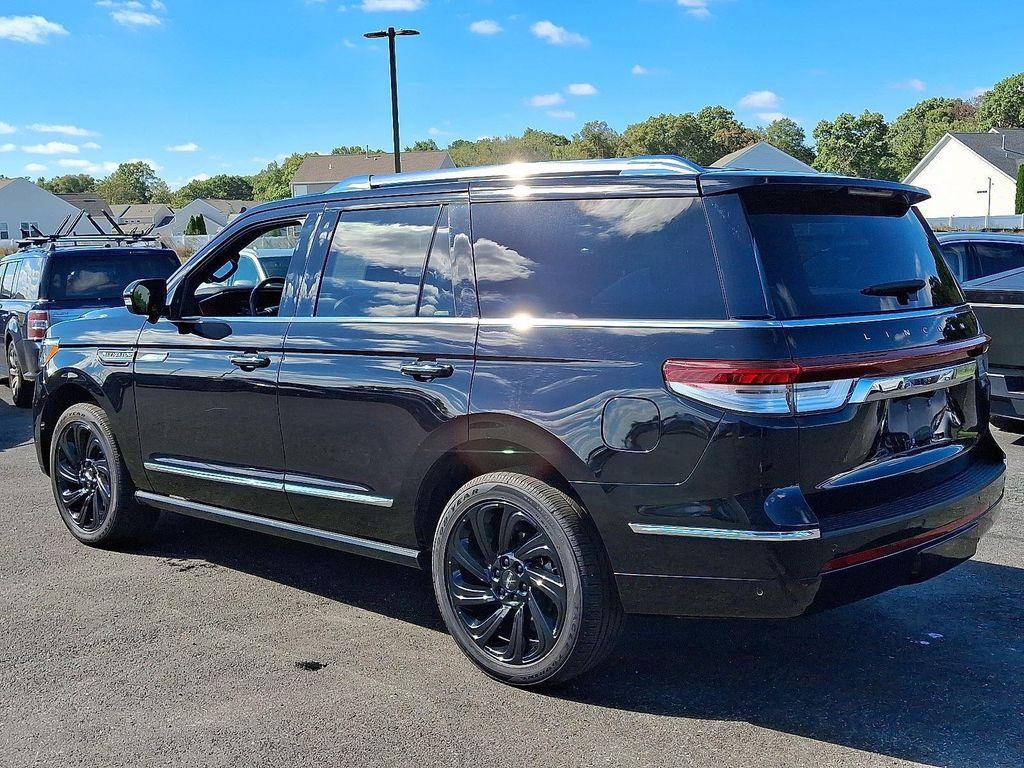 used 2024 Lincoln Navigator car, priced at $75,675