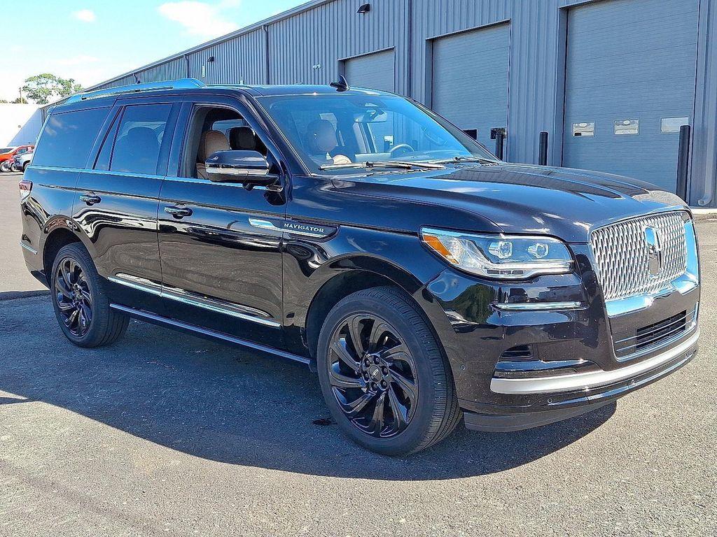 used 2024 Lincoln Navigator car, priced at $75,675