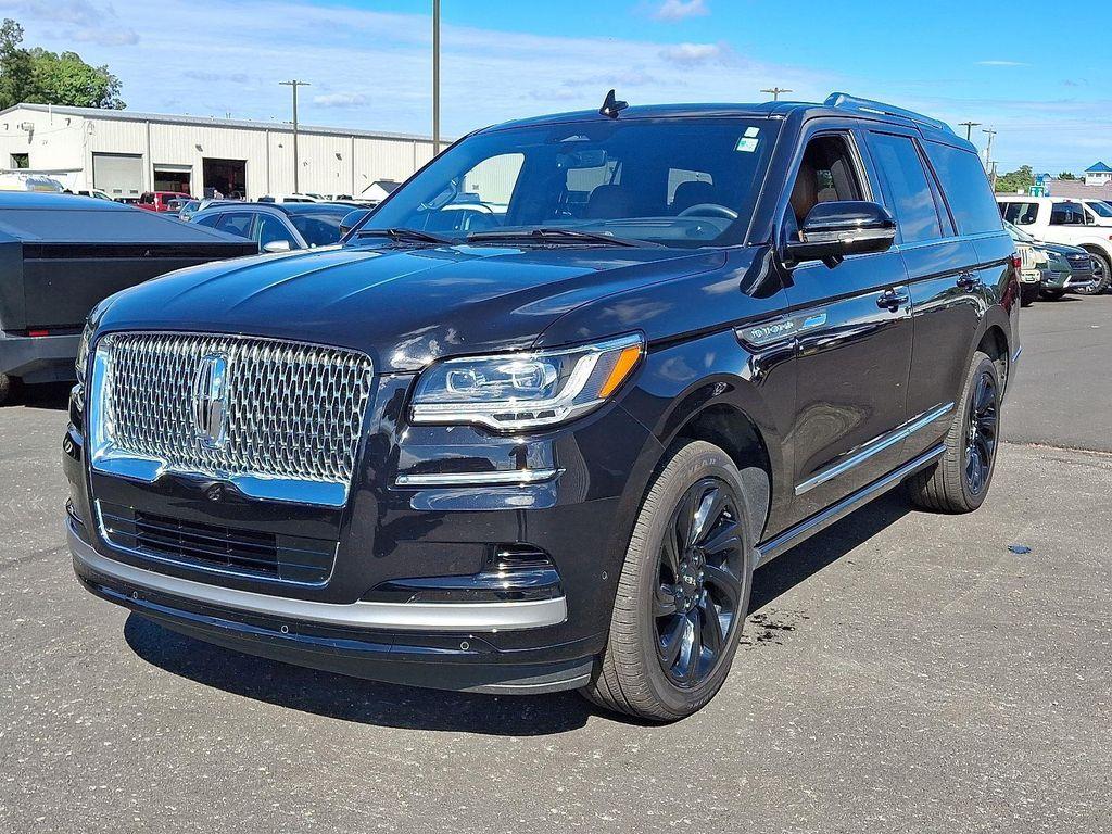 used 2024 Lincoln Navigator car, priced at $75,675
