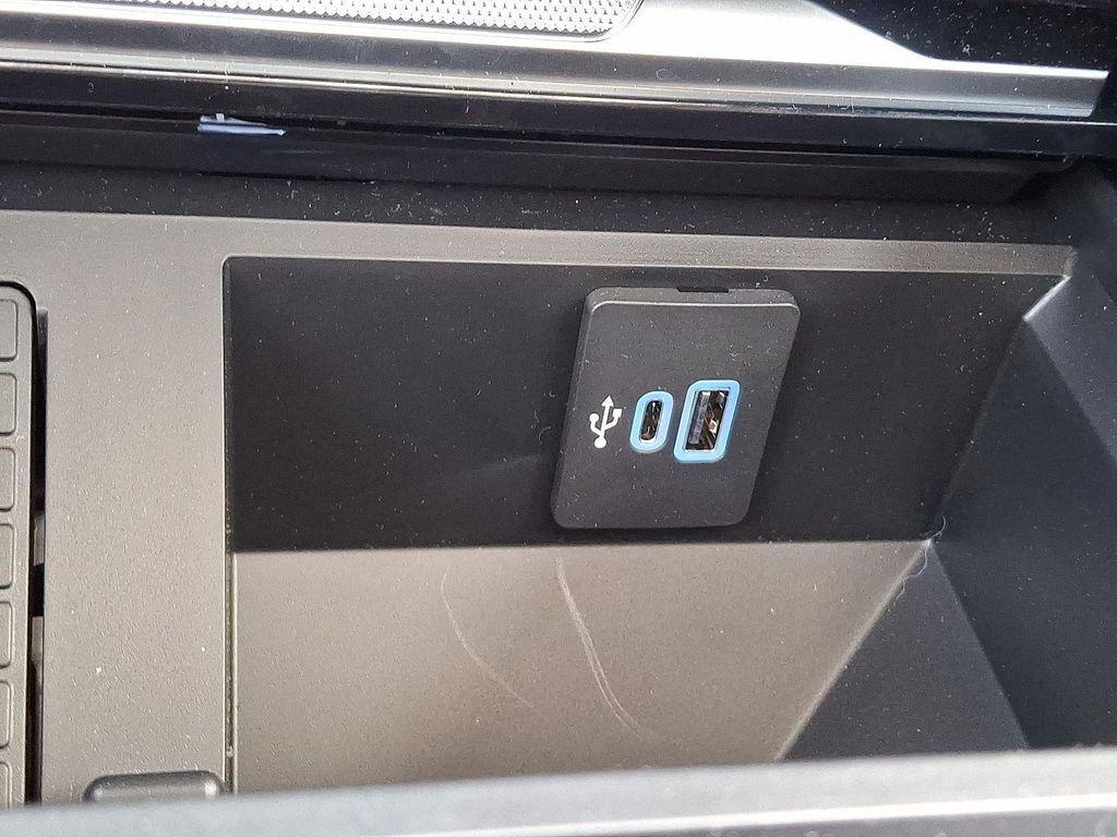 new 2025 Ford F-250 car, priced at $90,441