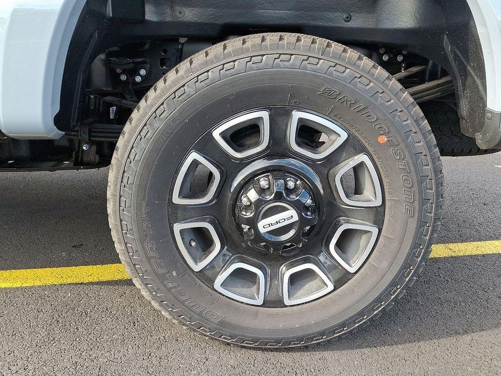 new 2025 Ford F-250 car, priced at $90,441