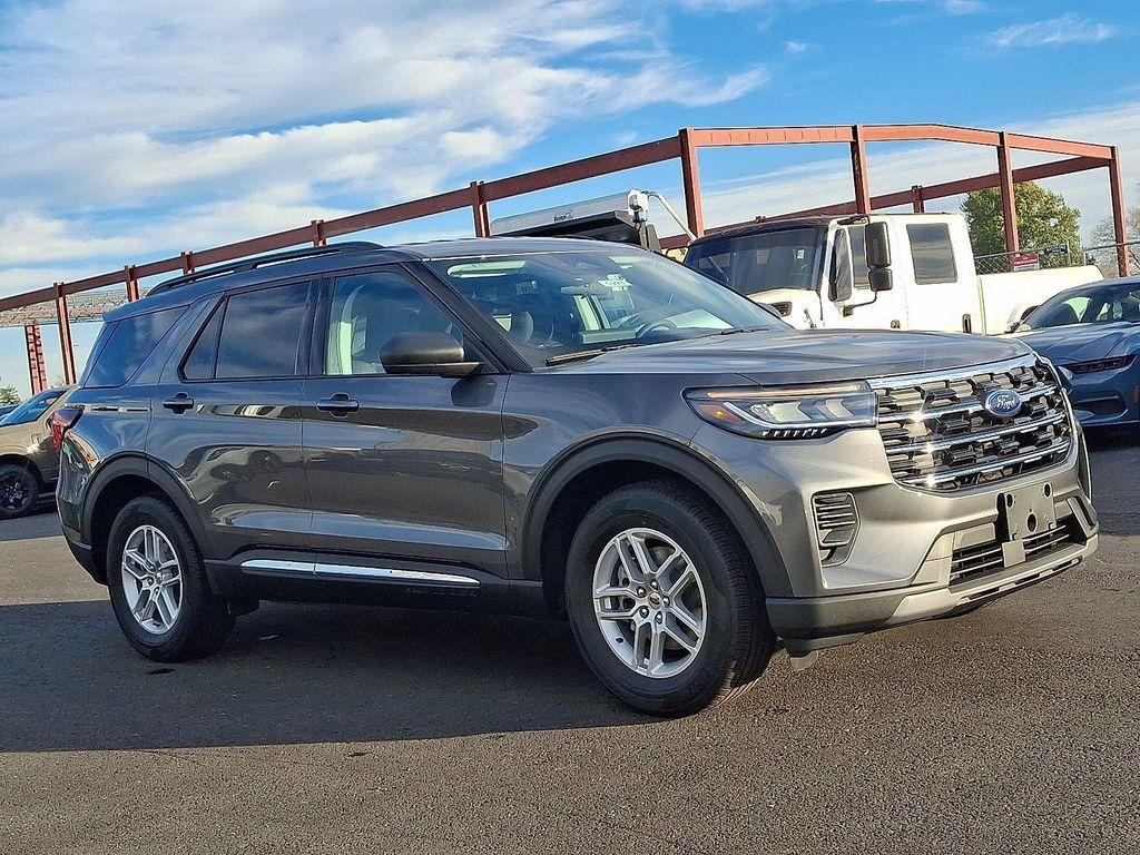 new 2025 Ford Explorer car, priced at $38,340