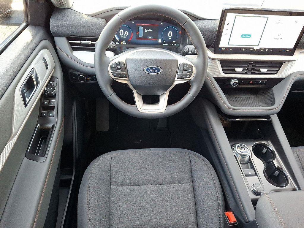 new 2025 Ford Explorer car, priced at $38,340