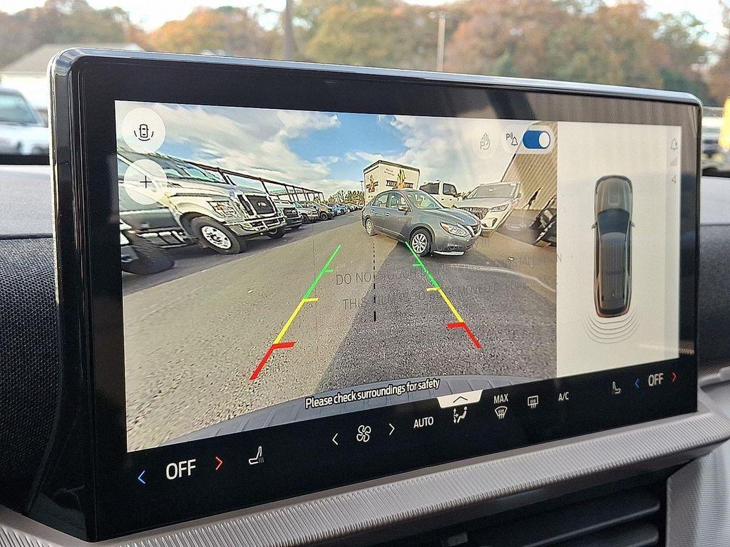 new 2025 Ford Explorer car, priced at $38,340