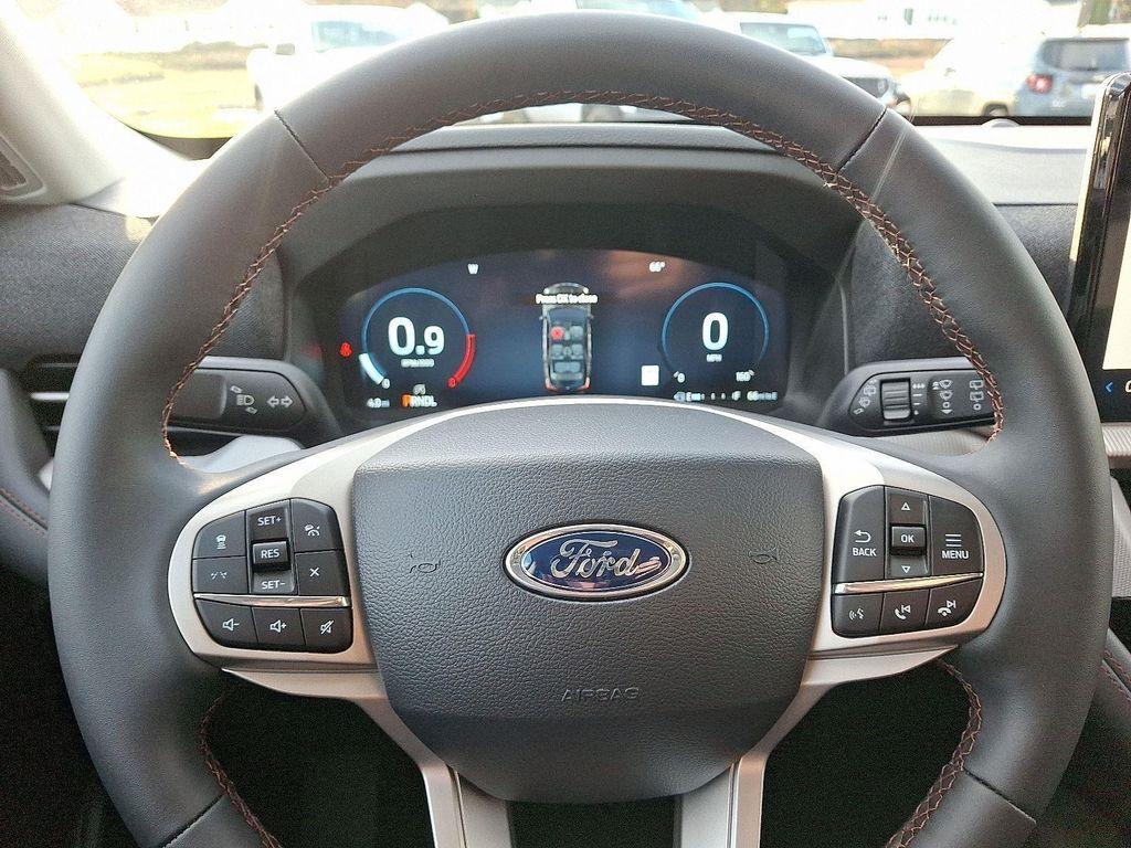 new 2025 Ford Explorer car, priced at $38,340