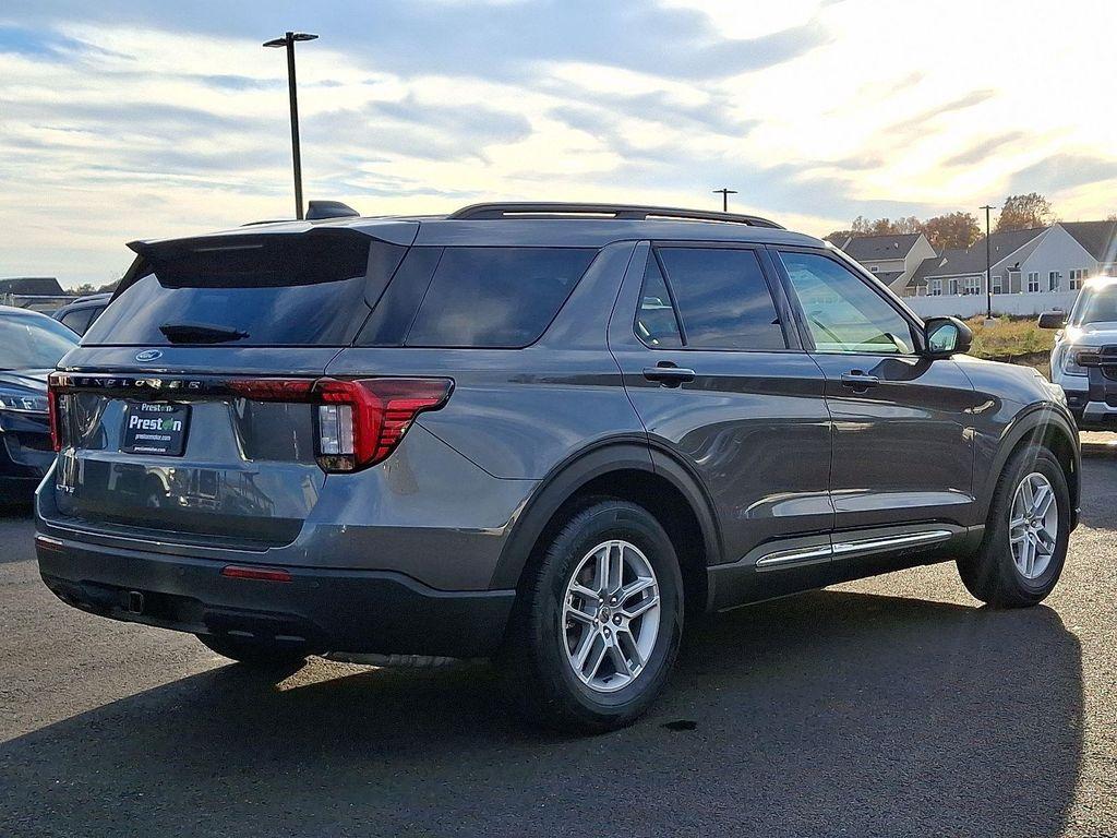 new 2025 Ford Explorer car, priced at $38,340