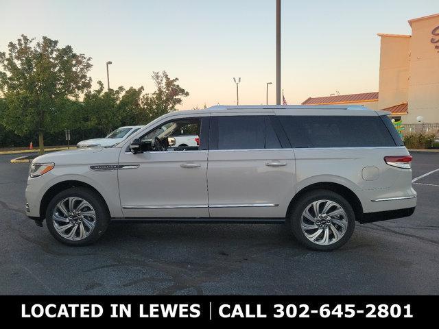 new 2024 Lincoln Navigator car, priced at $102,550