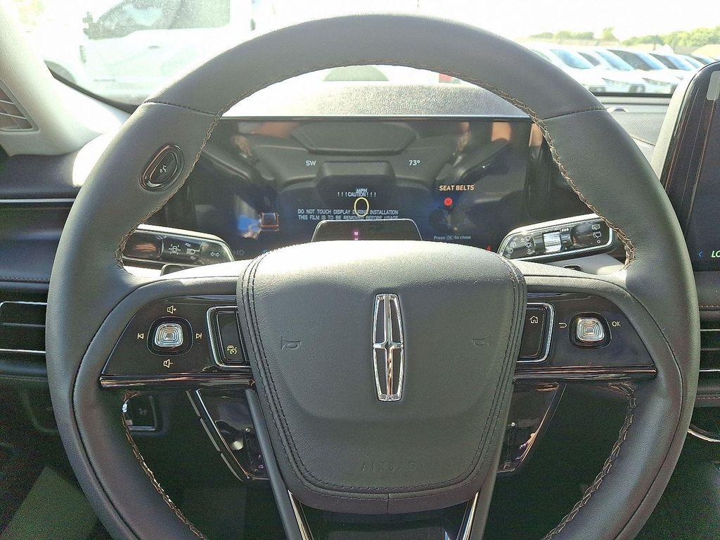 new 2025 Lincoln Aviator car, priced at $81,254