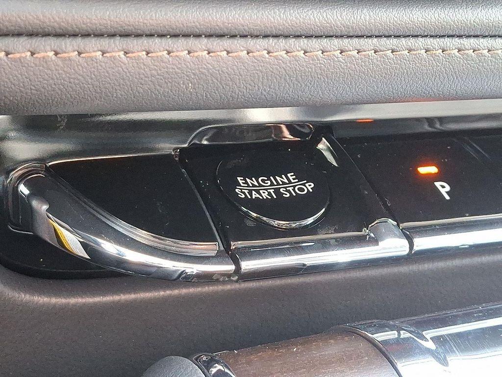 new 2025 Lincoln Aviator car, priced at $81,254