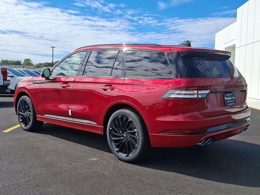new 2025 Lincoln Aviator car, priced at $81,254
