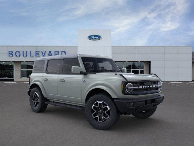 new 2024 Ford Bronco car, priced at $51,358