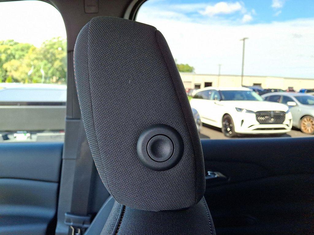 used 2024 Chevrolet Traverse car, priced at $45,635