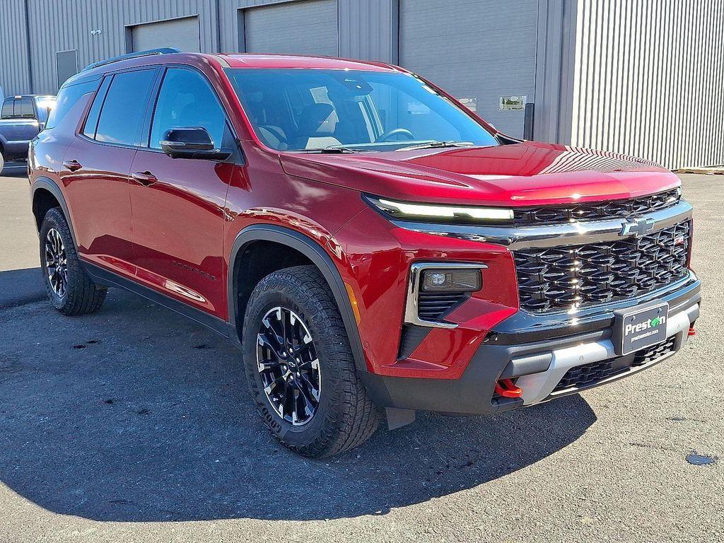 used 2024 Chevrolet Traverse car, priced at $45,635