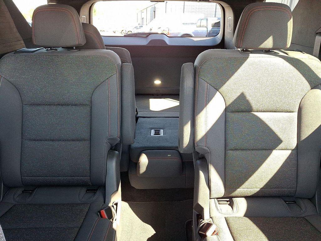 used 2024 Chevrolet Traverse car, priced at $45,635