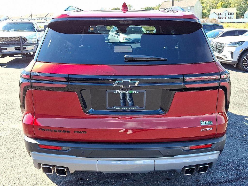 used 2024 Chevrolet Traverse car, priced at $45,635